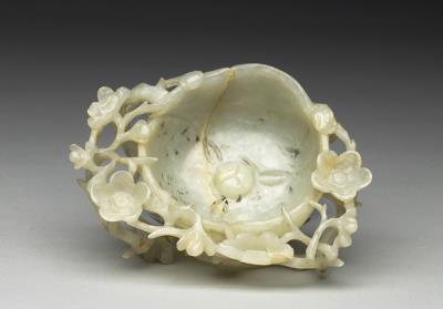 图片[3]-Jade lobed brush washer with plum blossom pattern, Ming dynasty (1368-1644)-China Archive